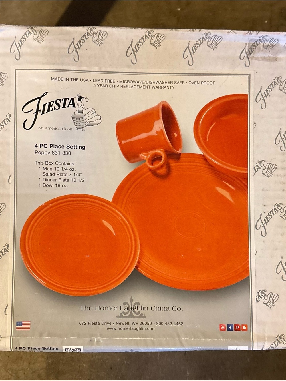 Fiesta Poppy 4-Piece Dinnerware Set in Bright Orange